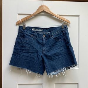 FLASH SALE Madewell raw hem denim shorts, size 29 like new condition EUC